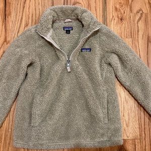 Patagonia kids soft pullover Size 7-8